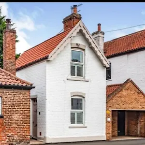 Charming 2-bed On Outskirts Of Beverley